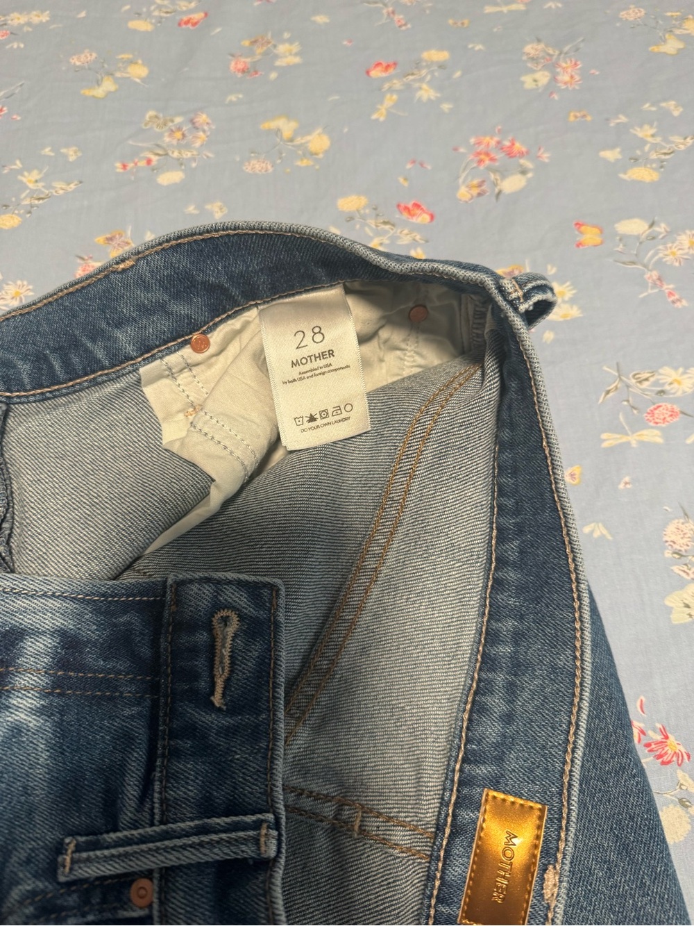 MOTHER High-Rise Light Blue Denim Jeans - Size 28